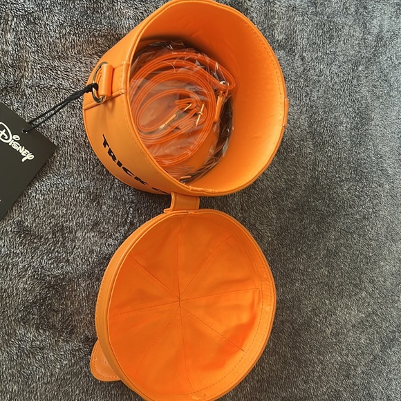 Mickey Pumpkin Bag - Picture 4 of 5